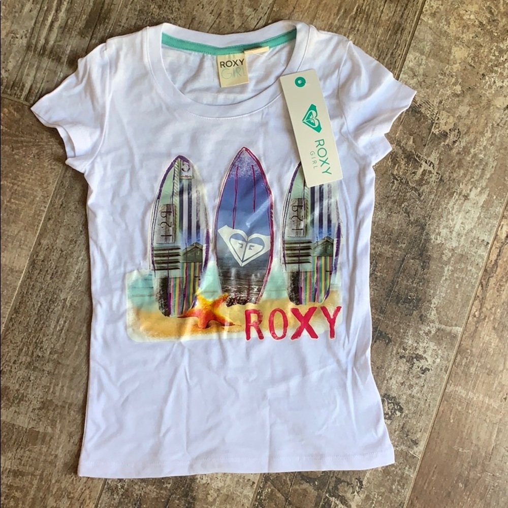 Girls NWT white tee with graphic of surfboards